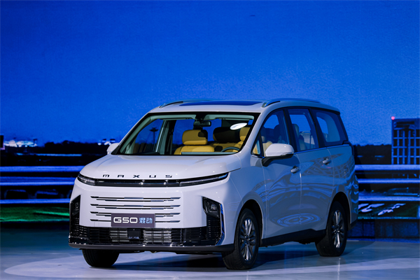 大空间、更省钱、长续航，“国民家用MPV”上汽大通G50混动MPV开启预售，满足家庭用车、旅游出行等全需求！